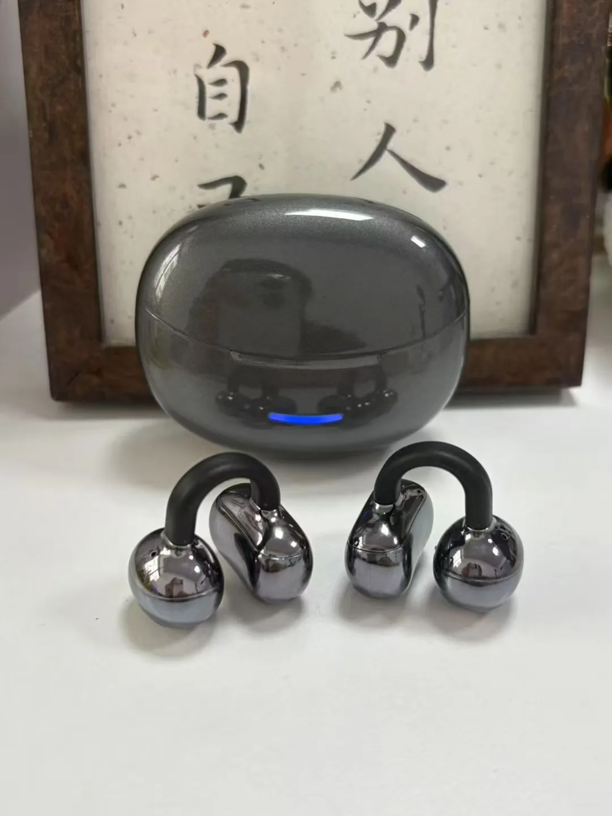 PLUG⚡Z - Latest EarPods